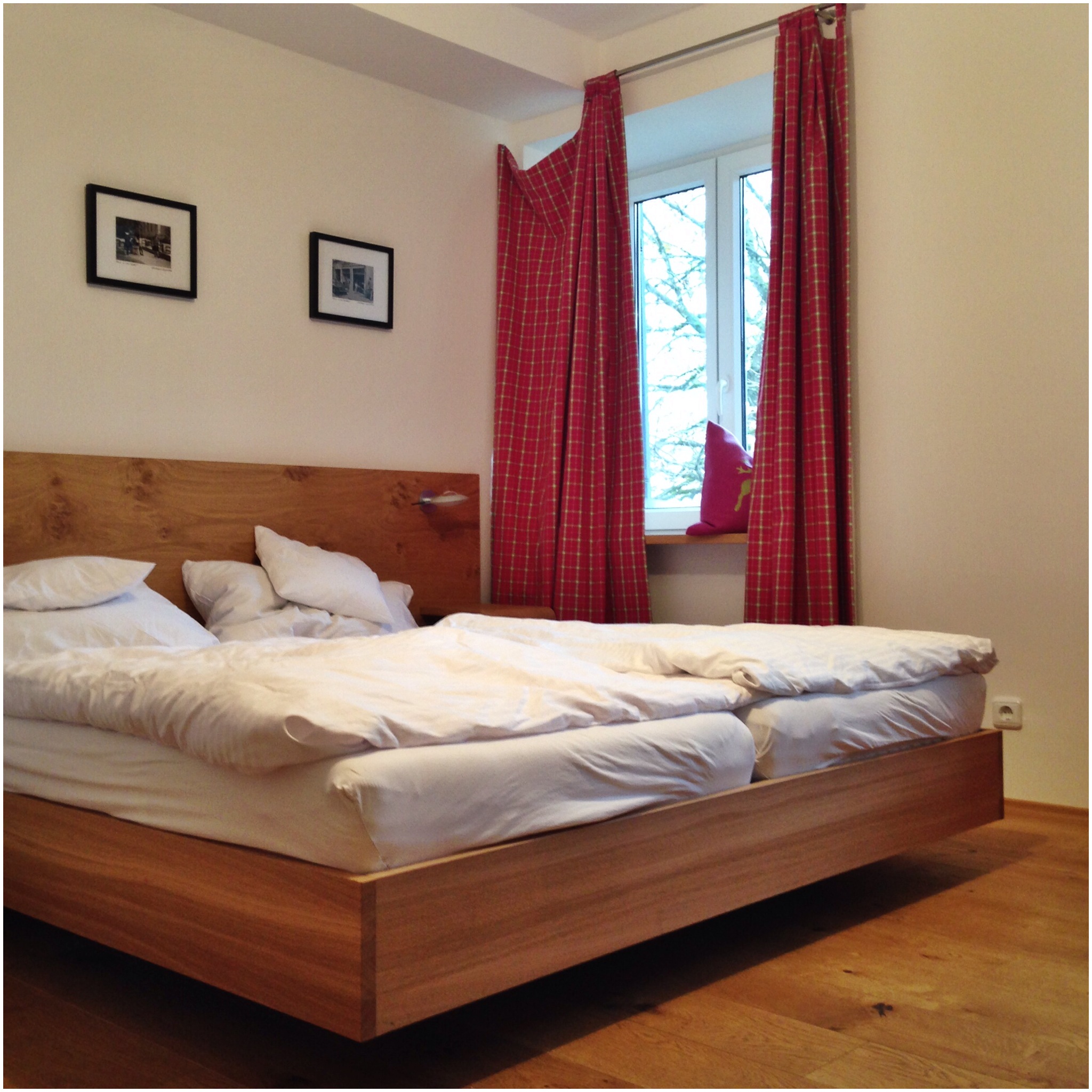 Moarwirt, Room